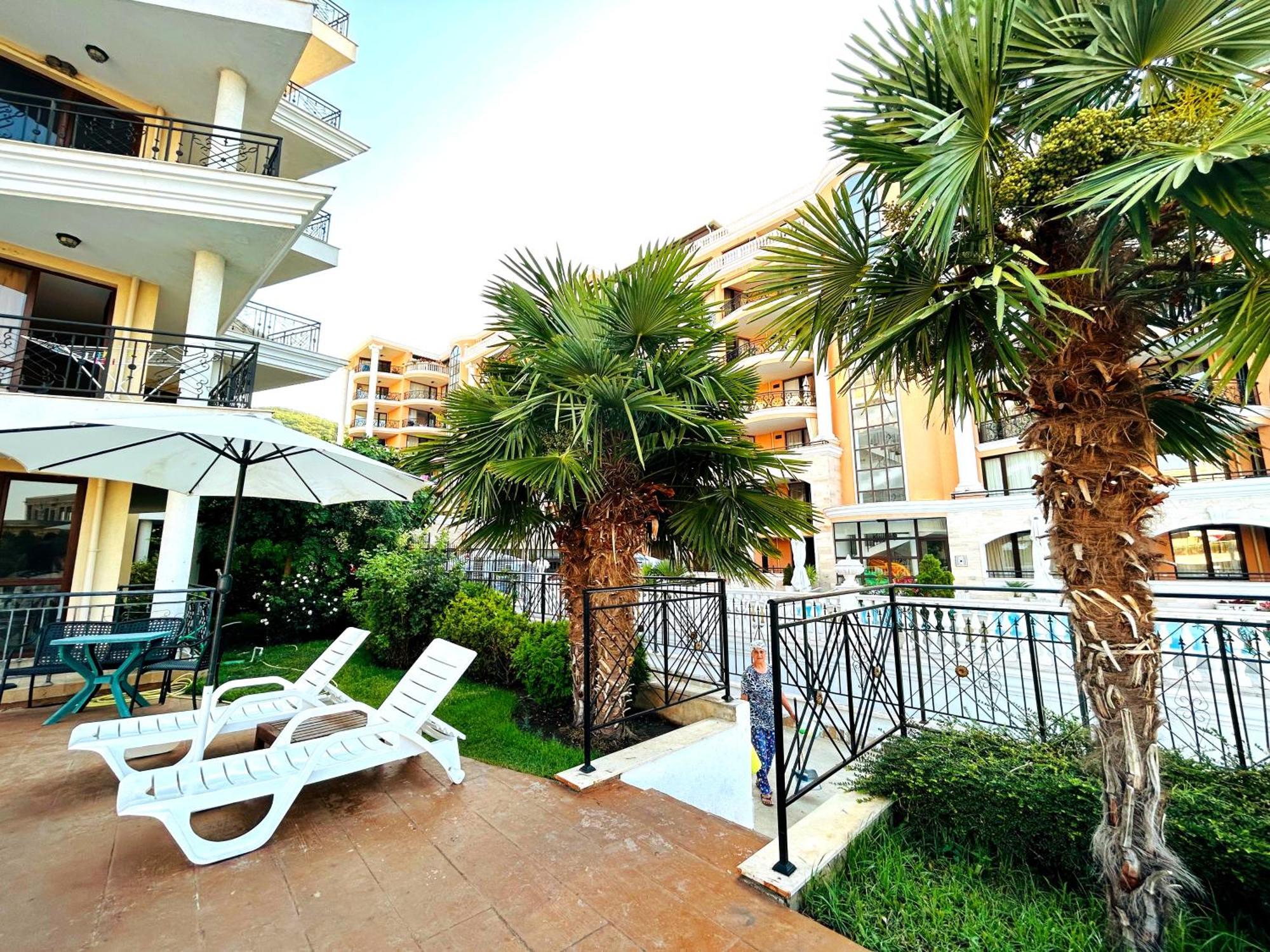 Apartment Calabria Sveti Vlas Exteriör bild